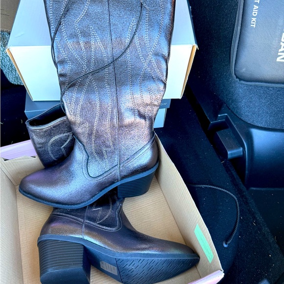 POP Kylie Gunmetal Boots NWT Sz.7.5 - Picture 3 of 8